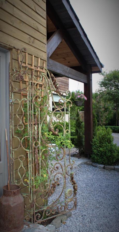 Bed and Breakfast Le Cerf d'Hubert Redu Exterior foto