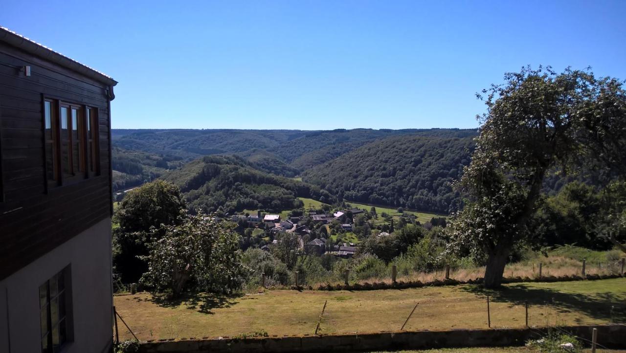 Bed and Breakfast Le Cerf d'Hubert Redu Exterior foto
