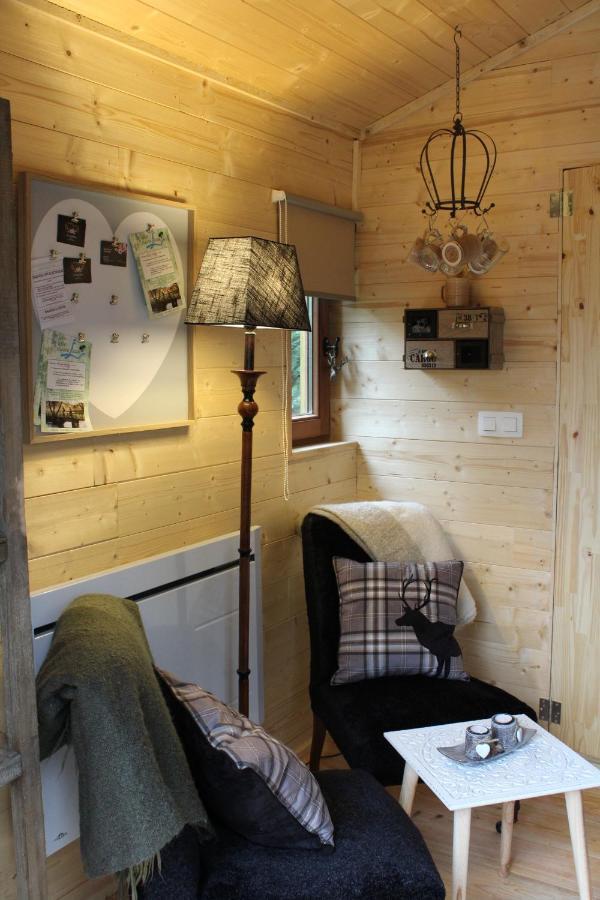 Bed and Breakfast Le Cerf d'Hubert Redu Exterior foto