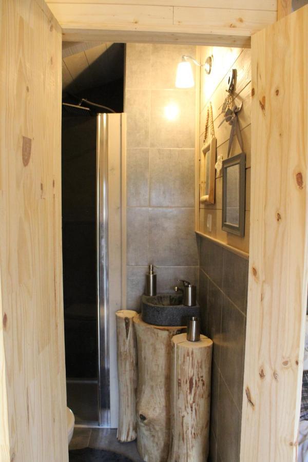 Bed and Breakfast Le Cerf d'Hubert Redu Exterior foto